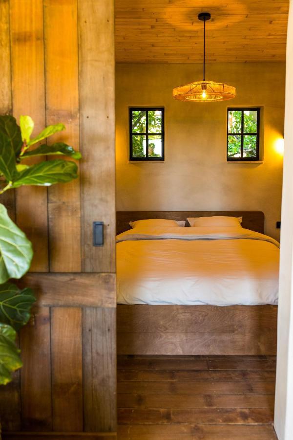 The Cabin Morris Holsbeek Экстерьер фото
